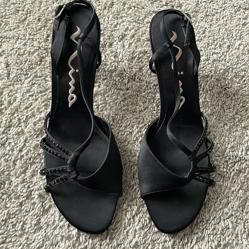 Nina Black Heel